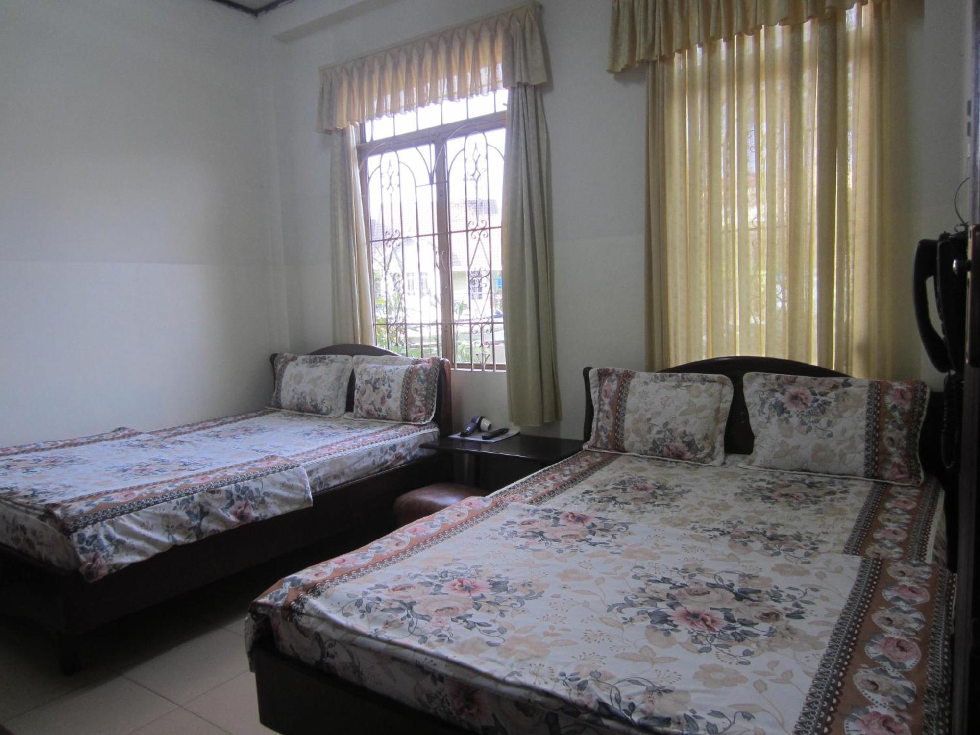Nha Nghi Du Lich Nguyen Vu Hotel Да Лат Екстериор снимка